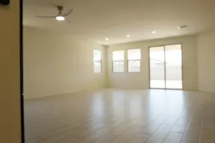 2413 W Sunland Ave, Phoenix, AZ 85041 - Photo 17
