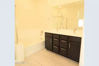 2413 W Sunland Avenue, Phoenix, AZ 85041 - Photo 35