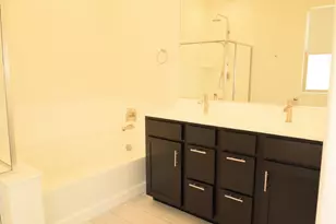 2413 W Sunland Ave, Phoenix, AZ 85041 - Photo 35