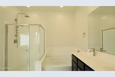 2413 W Sunland Avenue, Phoenix, AZ 85041 - Photo 37