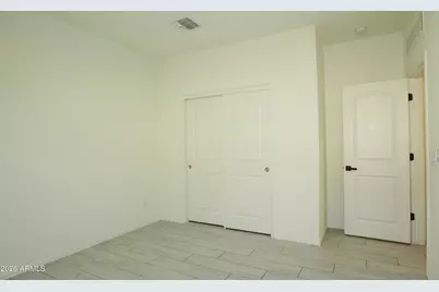 2413 W Sunland Avenue, Phoenix, AZ 85041 - Photo 47