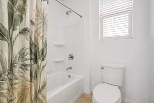 10218 E Wavelength Ave, Mesa, AZ 85212 - Photo 9
