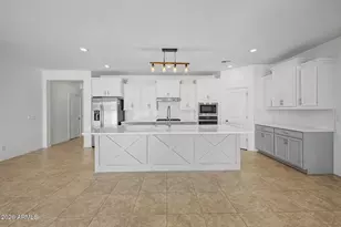 10218 E Wavelength Ave, Mesa, AZ 85212 - Photo 7