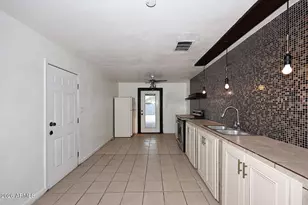 8806 N 30th Ave, Phoenix, AZ 85051 - Photo 13