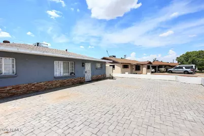 8806 N 30th Avenue, Phoenix, AZ 85051 - Photo 5