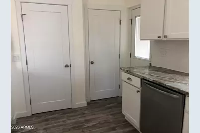 326 W Highland Avenue Avenue, Phoenix, AZ 85013 - Photo 11