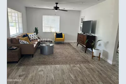 326 W Highland Avenue Avenue, Phoenix, AZ 85013 - Photo 5