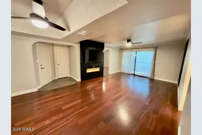 10444 N 69th Street #201, Paradise Valley, AZ 85253 - Photo 1