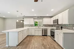 4 E San Miguel Ave, Phoenix, AZ 85012 - Photo 13