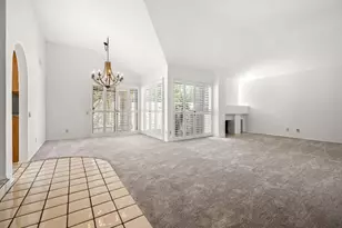 9823 N 100th Pl, Scottsdale, AZ 85258 - Photo 9