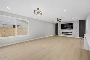 2136 E Colgate Dr, Tempe, AZ 85283 - Photo 13
