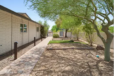 2810 E Joan D'Arc Avenue, Phoenix, AZ 85032 - Photo 41
