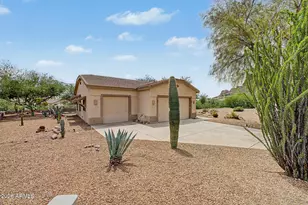 10097 E Golden Rim Cir, Gold Canyon, AZ 85118 - Photo 5