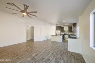 10549 W Magnolia St, Tolleson, AZ 85353 - Photo 9