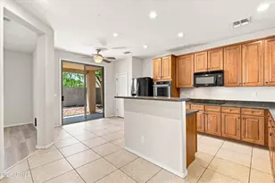 18234 N Alicia Ct, Maricopa, AZ 85138 - Photo 9