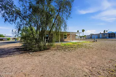 1452 W 4th Avenue, Apache Junction, AZ 85120 - Photo 1
