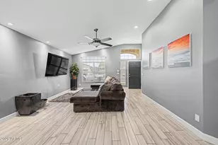 4730 E Thunderhill Pl, Phoenix, AZ 85044 - Photo 11