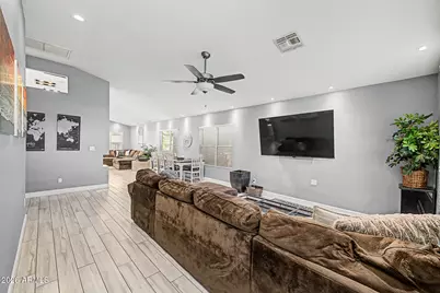4730 E Thunderhill Place, Phoenix, AZ 85044 - Photo 9