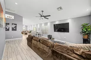 4730 E Thunderhill Pl, Phoenix, AZ 85044 - Photo 9