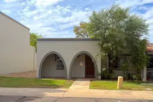 8331 E Valley Vista Dr, Scottsdale, AZ 85250 - Photo 1