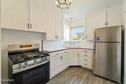 334 W Lewis Avenue, Phoenix, AZ 85003 - Photo 11