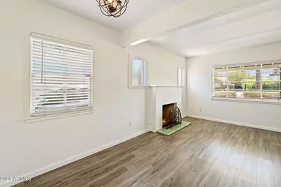 334 W Lewis Avenue, Phoenix, AZ 85003 - Photo 15