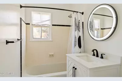 334 W Lewis Avenue, Phoenix, AZ 85003 - Photo 13