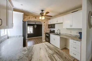 25416 S Grapefruit Dr, Queen Creek, AZ 85142 - Photo 3