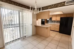 15622 N Cameo Dr, Sun City, AZ 85351 - Photo 5