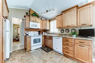 17200 W Bell Rd, Surprise, AZ 85374 - Photo 3