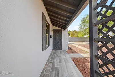 105 N Los Robles Drive, Goodyear, AZ 85338 - Photo 5