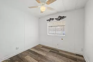 1908 E Dahlia Dr, Phoenix, AZ 85022 - Photo 23