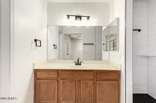 2014 N 84th Ln, Phoenix, AZ 85037 - Photo 11