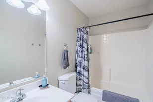 1075 E Parkview Ct, Gilbert, AZ 85295 - Photo 21