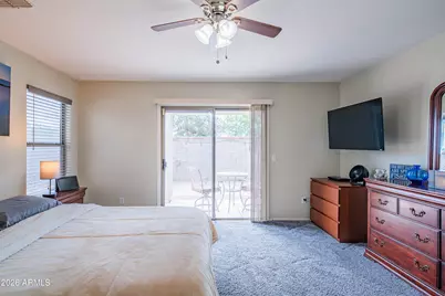 1075 E Parkview Court, Gilbert, AZ 85295 - Photo 11