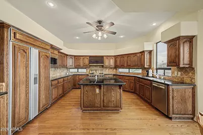 1748 E Queen Palm Drive, Gilbert, AZ 85234 - Photo 11