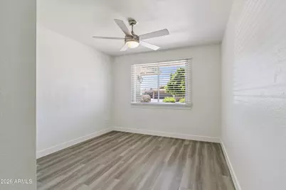 3020 W Hartford Drive, Phoenix, AZ 85053 - Photo 9