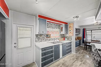 2700 E Allred Avenue #R87, Mesa, AZ 85204 - Photo 9
