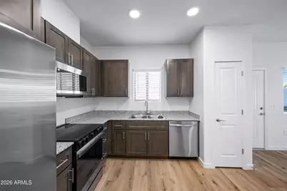2339 E McArthur Drive, Tempe, AZ 85288 - Photo 7