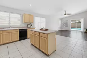 543 W Grovers Ave, Phoenix, AZ 85023 - Photo 5