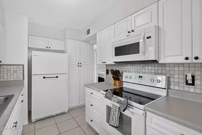 2029 W Sunnyside Avenue, Phoenix, AZ 85029 - Photo 15