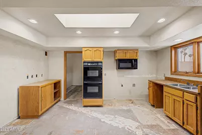 2071 E Cairo Drive, Tempe, AZ 85282 - Photo 11