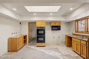 2071 E Cairo Dr, Tempe, AZ 85282 - Photo 11
