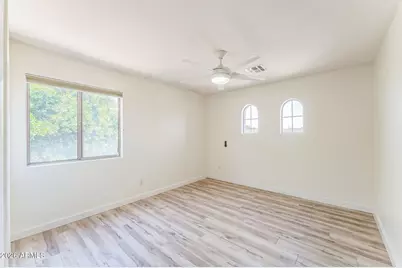1111 W Washington Avenue, Gilbert, AZ 85233 - Photo 29