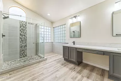 1111 W Washington Avenue, Gilbert, AZ 85233 - Photo 17