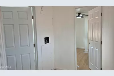 303 E South Mountain Avenue #90, Phoenix, AZ 85042 - Photo 27