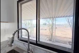 303 E South Mountain Ave, Phoenix, AZ 85042 - Photo 19
