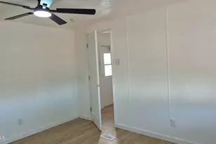 303 E South Mountain Ave, Phoenix, AZ 85042 - Photo 25