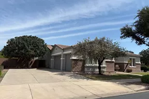 18676 E Druids Glen Rd, Queen Creek, AZ 85142 - Photo 3