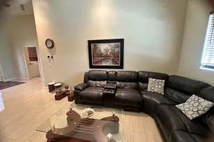 291 S Park Grove Ln, Gilbert, AZ 85296 - Photo 3